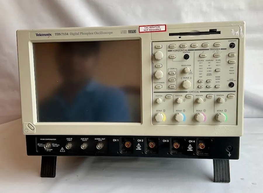 Осциллограф Tektronix TDS7154 Digital Phosphor Oscilloscope 1.5GHz 20GS/s 4CH DP