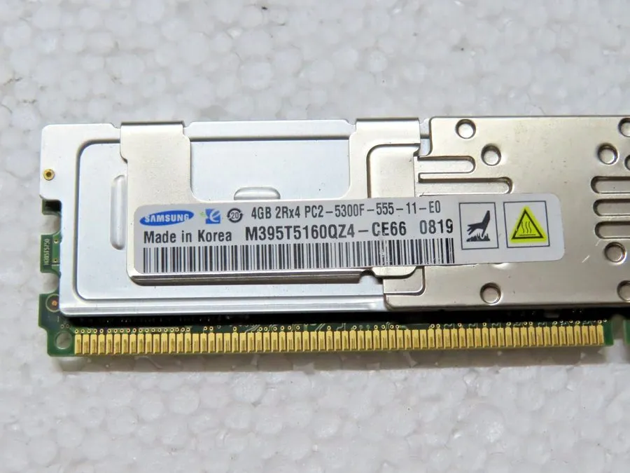Модуль памяти Samsung M395T5160QZ4-CE66 4GB 240p PC2-5300 2Rx4 ECC DDR2-667MHz F