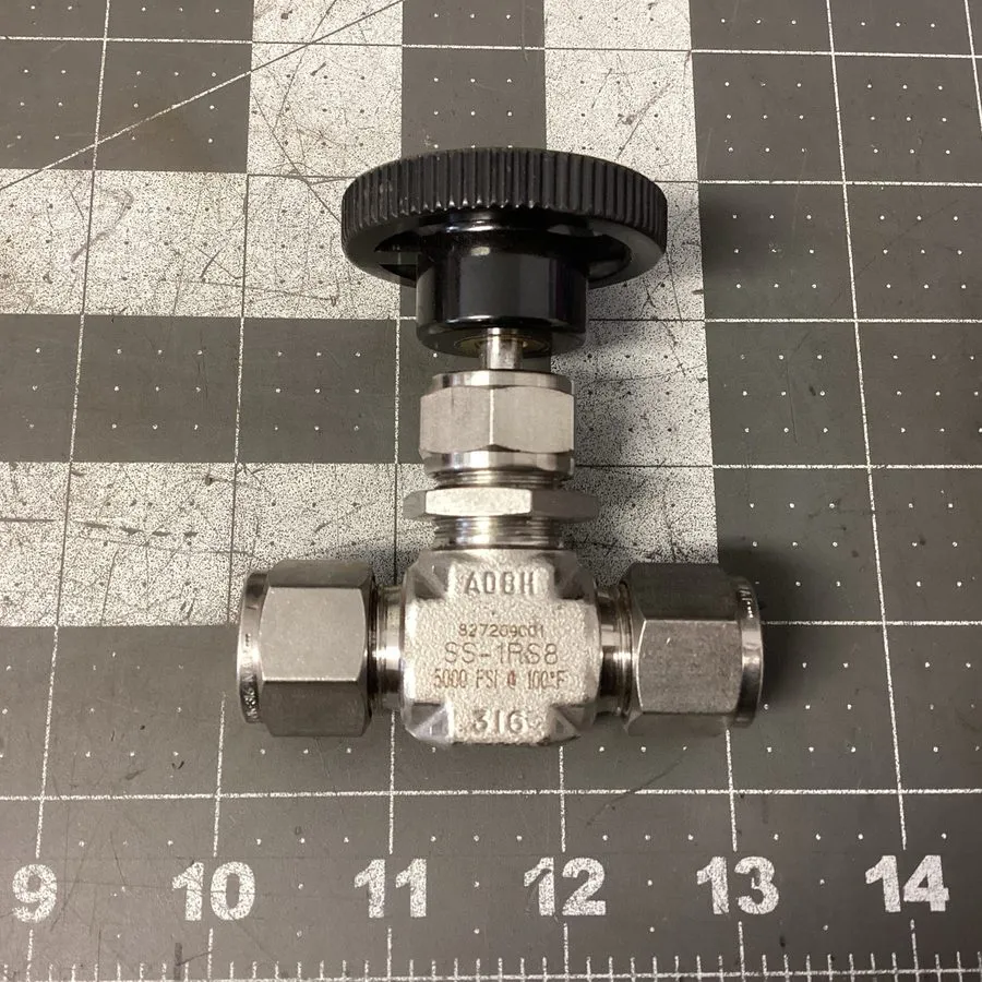 Клапан SWAGELOK SS-1RS8 NEEDLE VALVE STAINLESS STEEL 1/2" TUBING