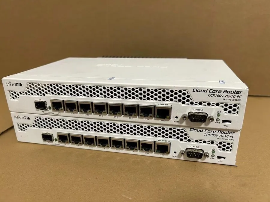 Маршрутизатор MikroTik CCR1009-7G-1C-PC by Fedex or DHL #N9498 YF