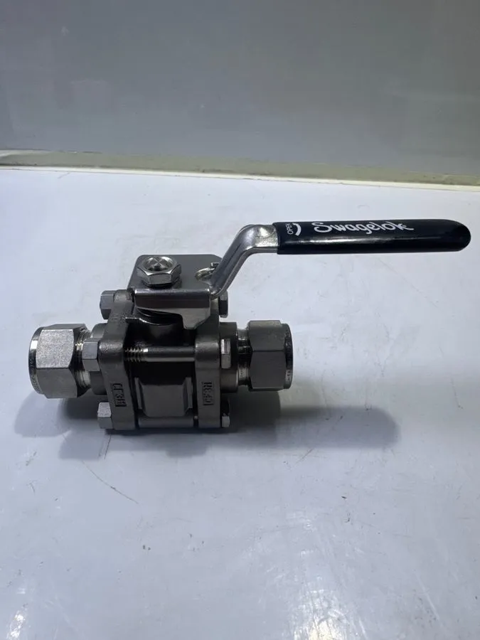 Клапан Swagelok SS-63ES12 Manual Stainless Ball Valve 3/4in Npt
