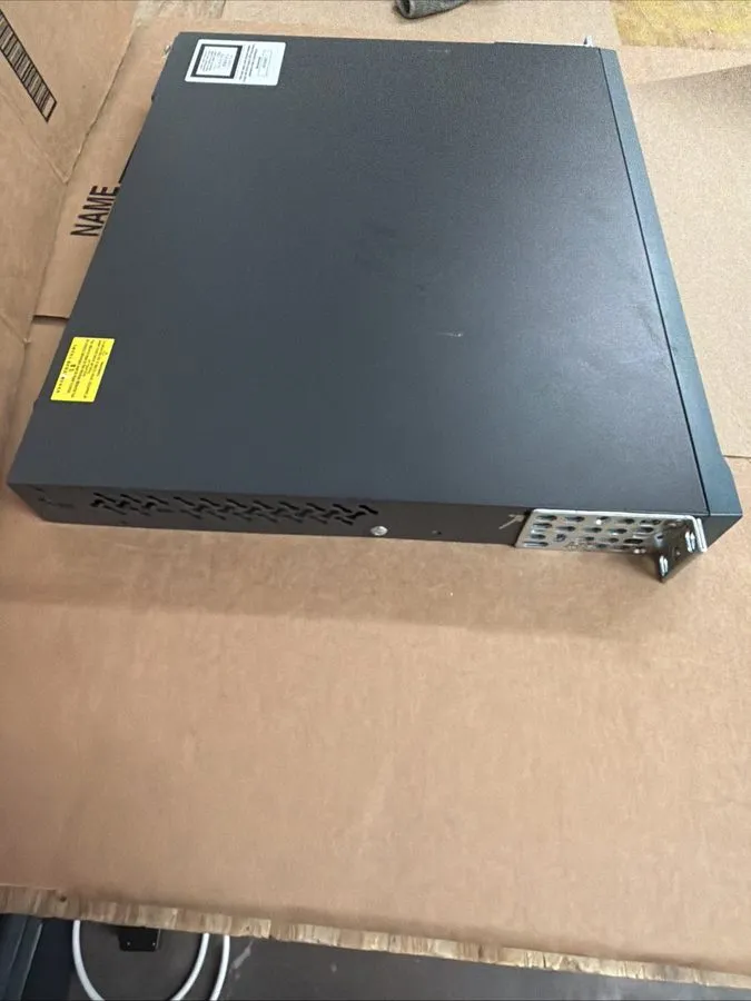 Коммутатор Cisco 2960S 48 Port Gigabit 370W PoE+ Switch, WS-C2960S-48LPD-L — фото лота 2