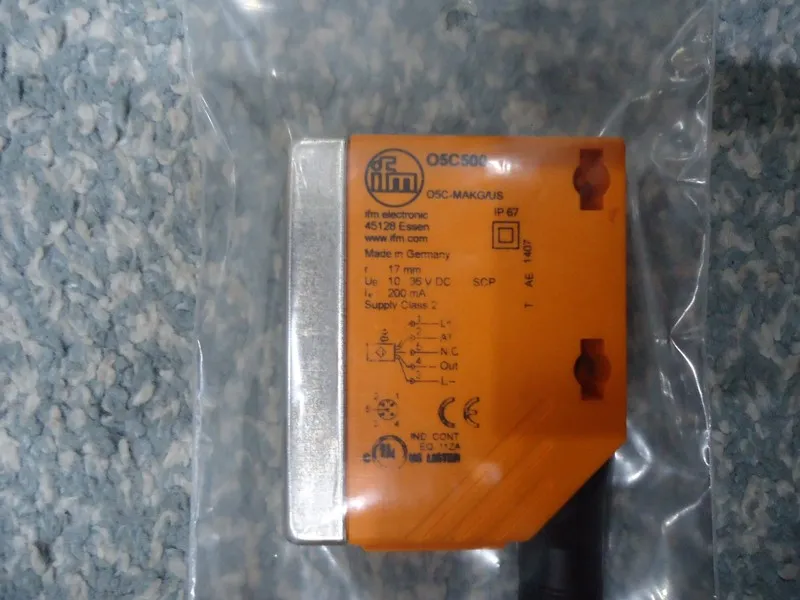 Датчик приближения IFM O5C-MAKG/US O5C500 Proximity Sensor 10-36VDC 200mA 17mm R