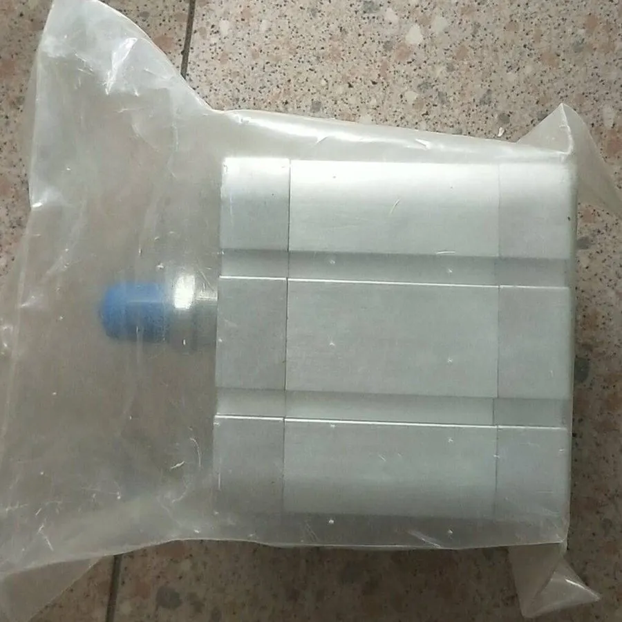 Пневмоцилиндр festo ADN-63-25-A-P-A Pneumatic cylinder