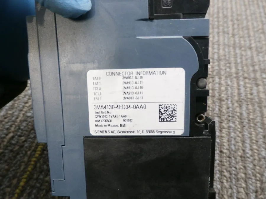 Автоматический выключатель Siemens 3VA4130-4ED34-0AA0 30 Amp, 3 Pole, 480 Volt B