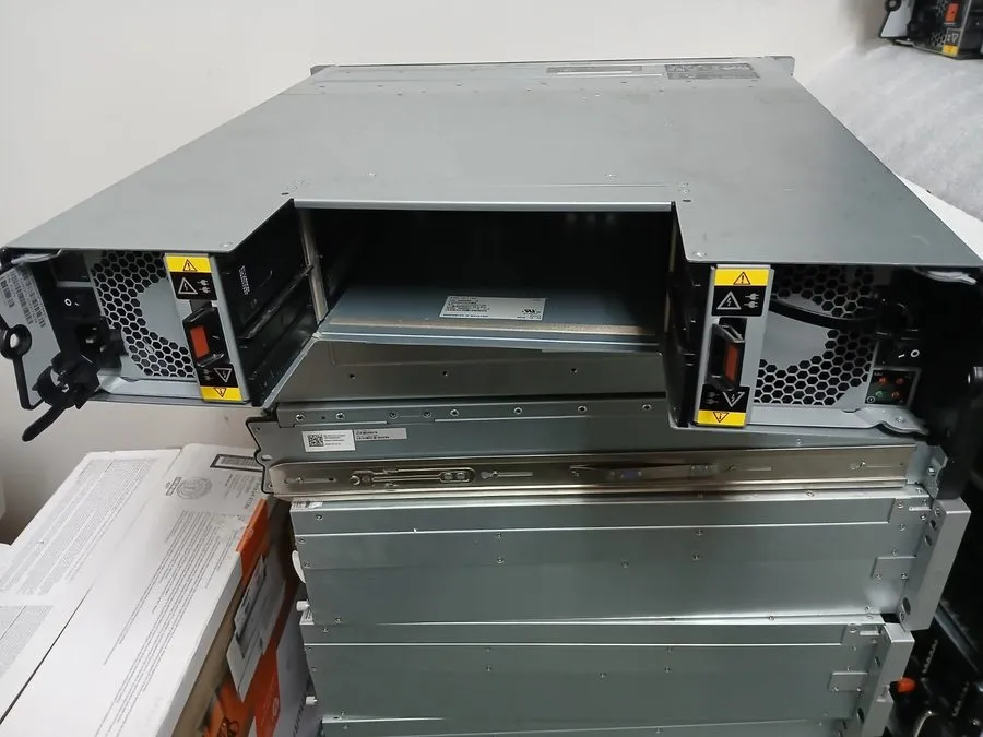 Контроллер СХД Dell EMC Powervault ME4012 storage array no controllers ,dual 580