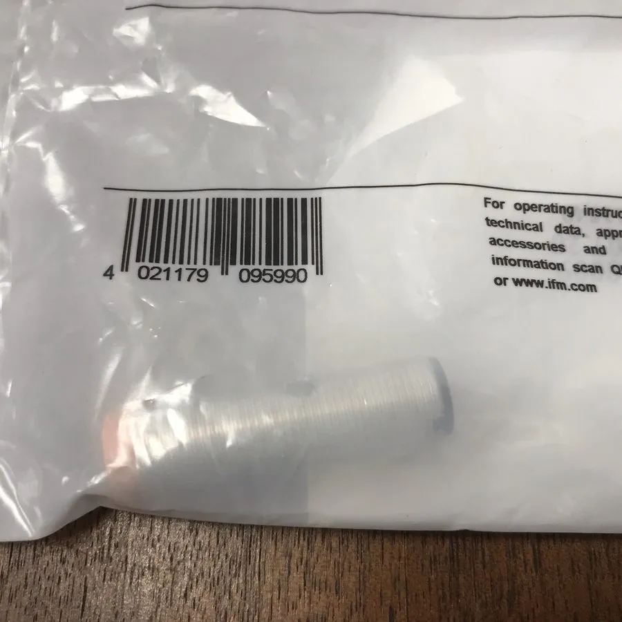 Датчик приближения Ifm IF5539 IFB3004-BPKG/US-100-DPS Inductive Proximity Sensor — фото лота 1