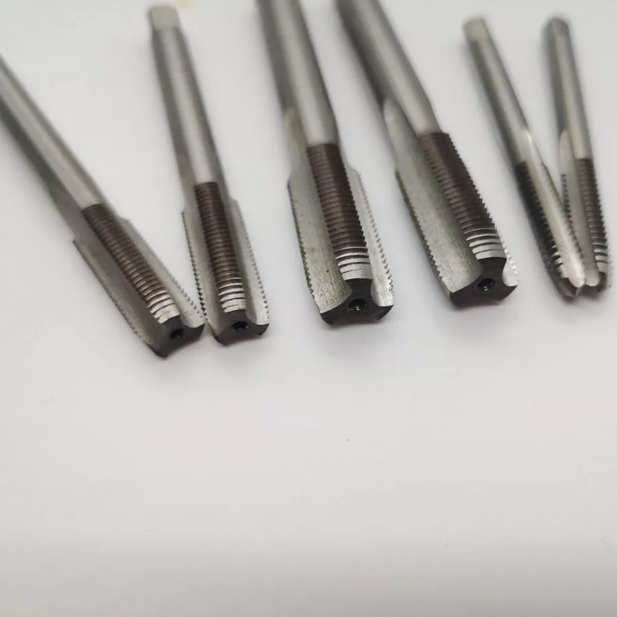 Клапан Tire Valve Stem Tap and Die Set Thread Tool 5V1-36 6V1 0.8 10V1 1 12V1-26 — фото лота 2