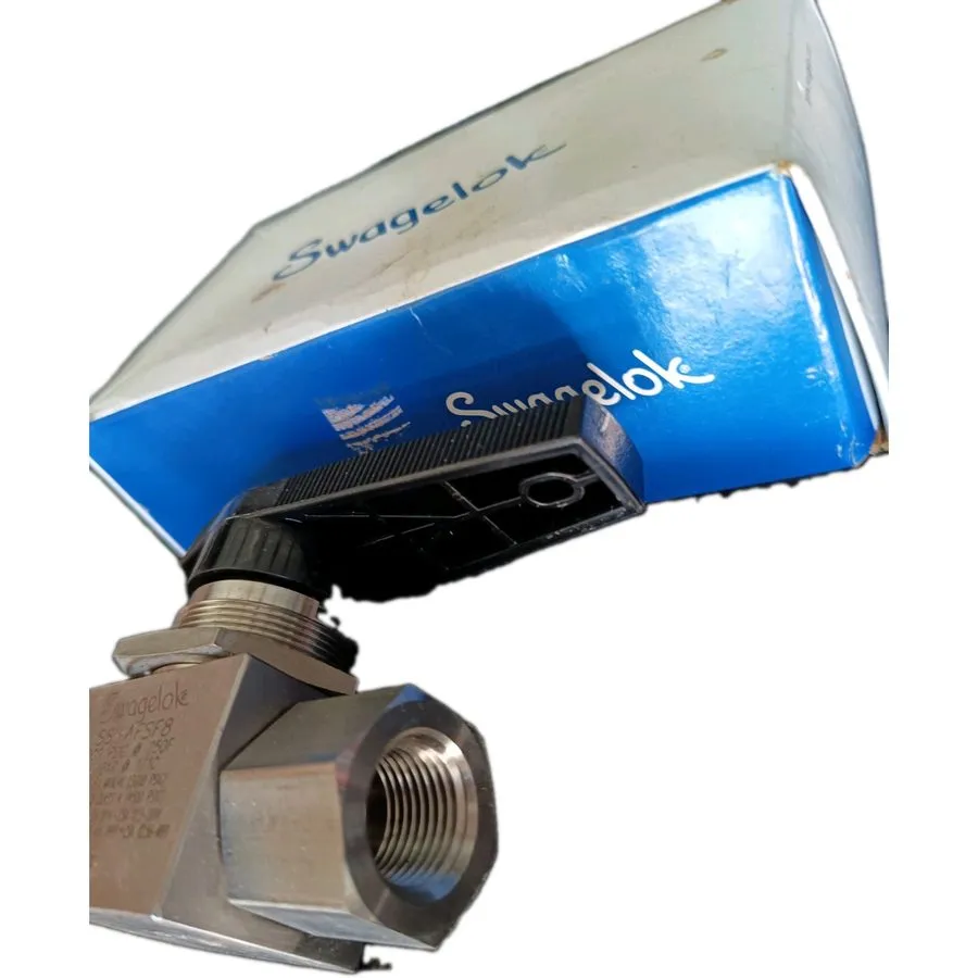 Клапан Swagelok SS-AFSF8 Stainless Steel Manual Ball Valve, 6000 psig, Fuel — фото лота 1