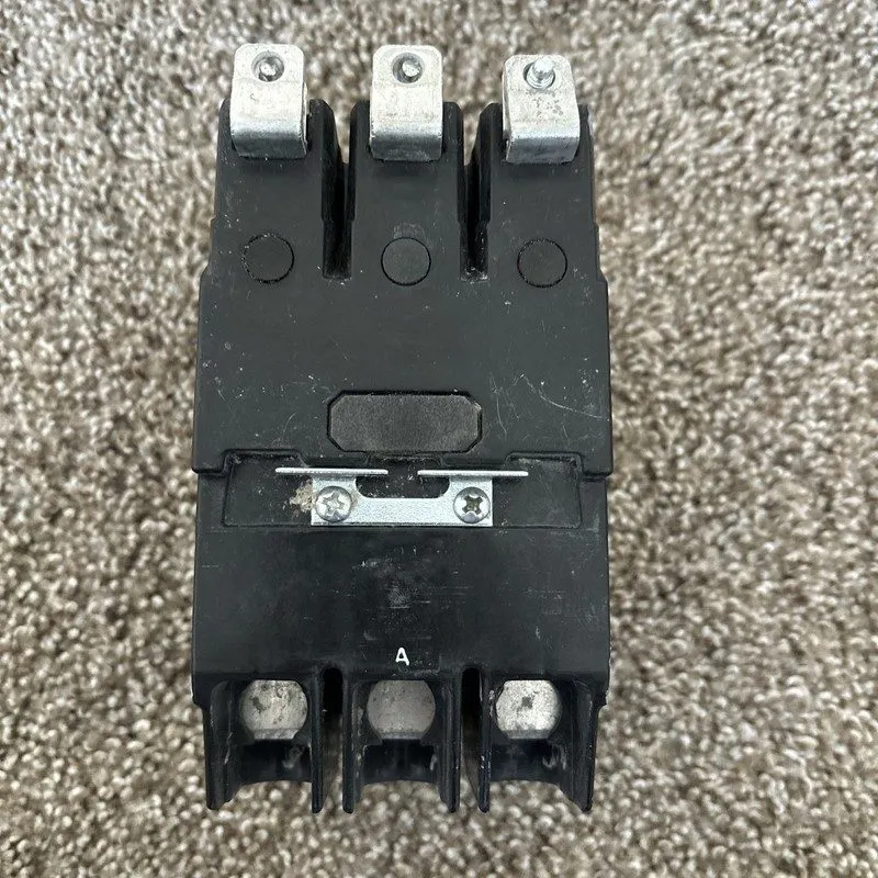 Автоматический выключатель TEYH3060B GE ABB 3POLE 60AMP 480V BOLT ON CIRCUIT BRE — фото лота 2