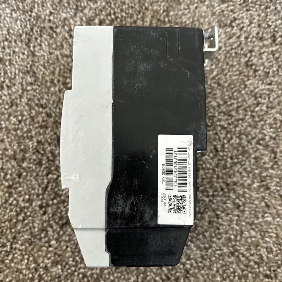 Автоматический выключатель TEYH3060B GE ABB 3POLE 60AMP 480V BOLT ON CIRCUIT BRE — фото лота 3