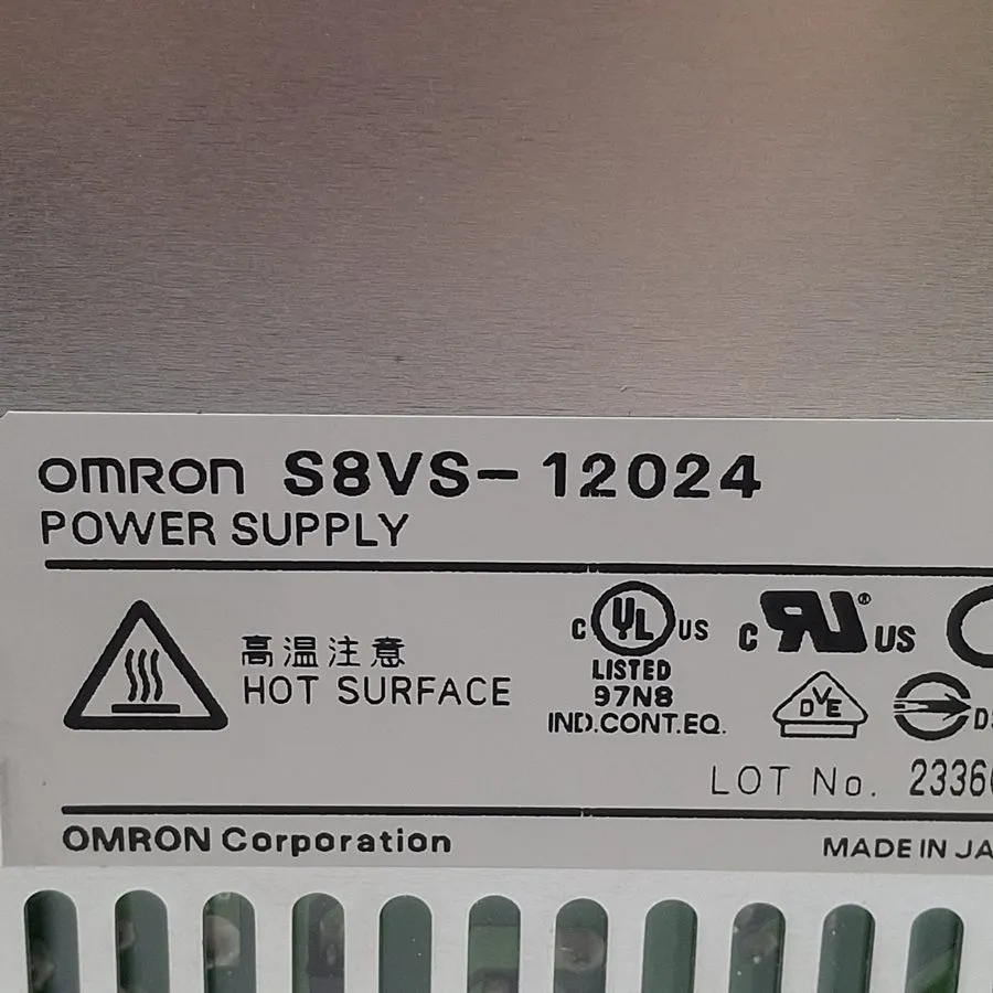 Блок питания Omron S8VS S8VS-12024 DIN Rail Power Supply 24VDC 5A 120W 100-240VA