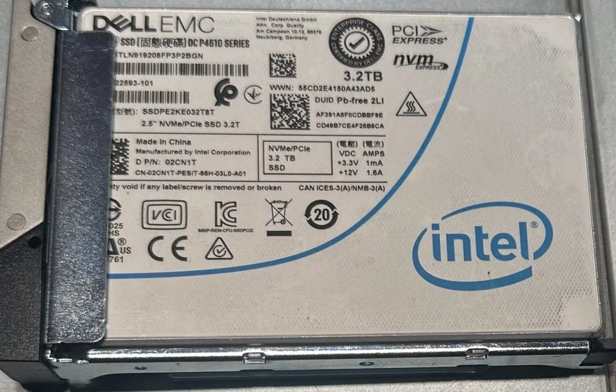 SSD-накопитель INTEL 3.2TB SSD U2 P4610 DELL EMC 02CN1T Solid State Drive SSDPE2 — фото лота 1