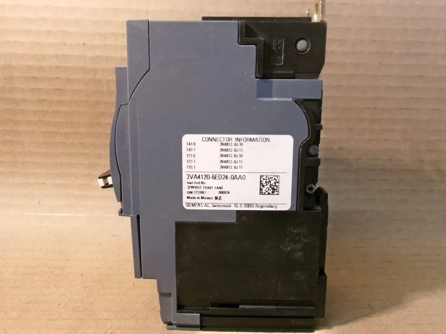 Автоматический выключатель Siemens 3VA4 3VA4120-6ED24-0AA0 2 Pole 20 Amp 600V Ci