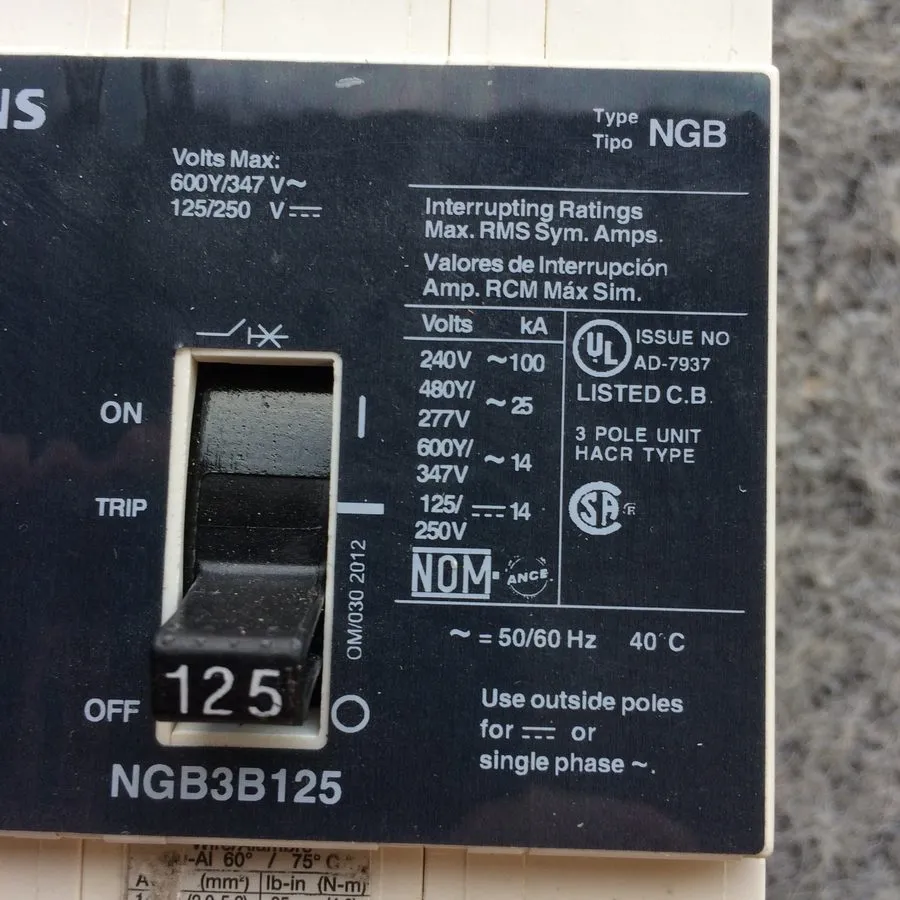 Автоматический выключатель TAKEOUT NTO Siemens NGB3B125 3pole 125amp 480V circui