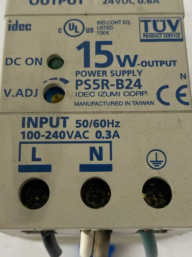 Блок питания IDEC PS5R-B24 PS5R Series Power Supply 15W 24VDC 0.6A DIN Rail Moun