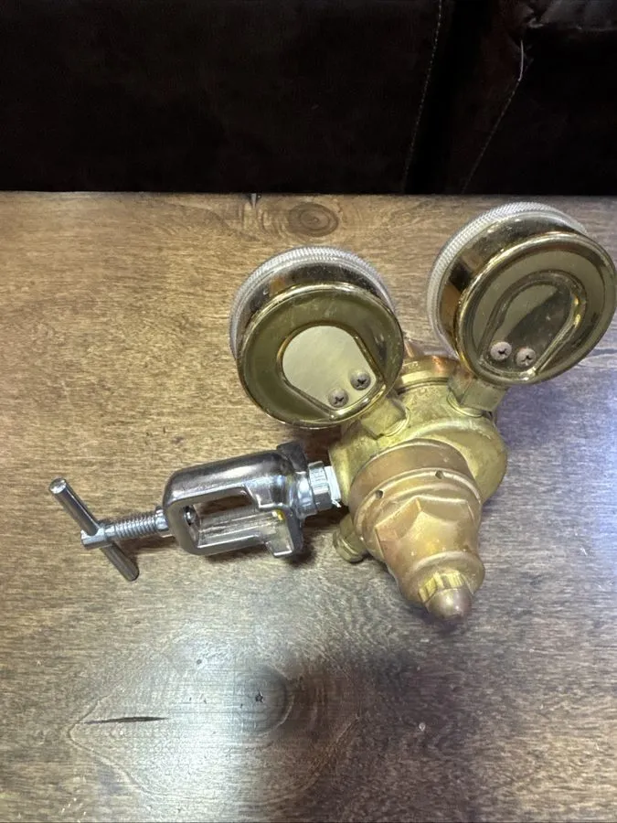 Трубопроводная арматура Victor Inert Compressed Gas Regulator, VTS250A Made in U — фото лота 2
