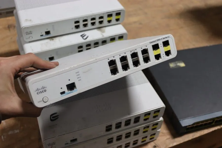 Коммутатор Cisco (WS-C2960C-8TC-S) 8-Ports Ethernet Switch