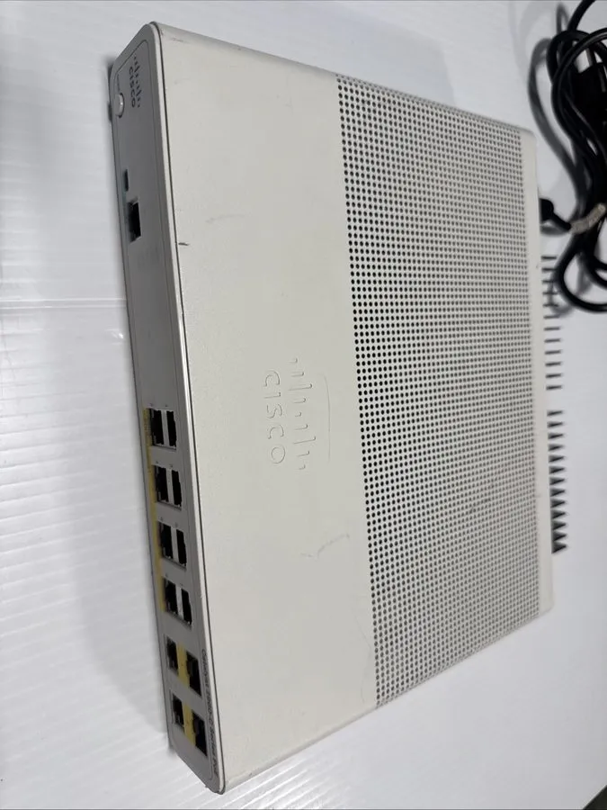 Коммутатор Cisco Catalyst 2960 C Series PoE Switch 20 Port 2 SFP