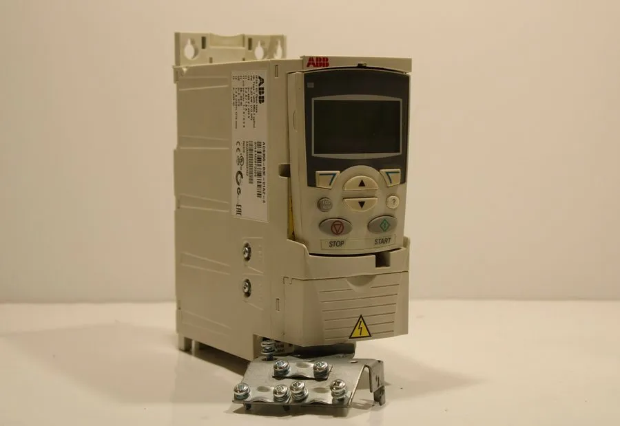 Частотный преобразователь ABB ACS355-03E-01A2-4 Drive