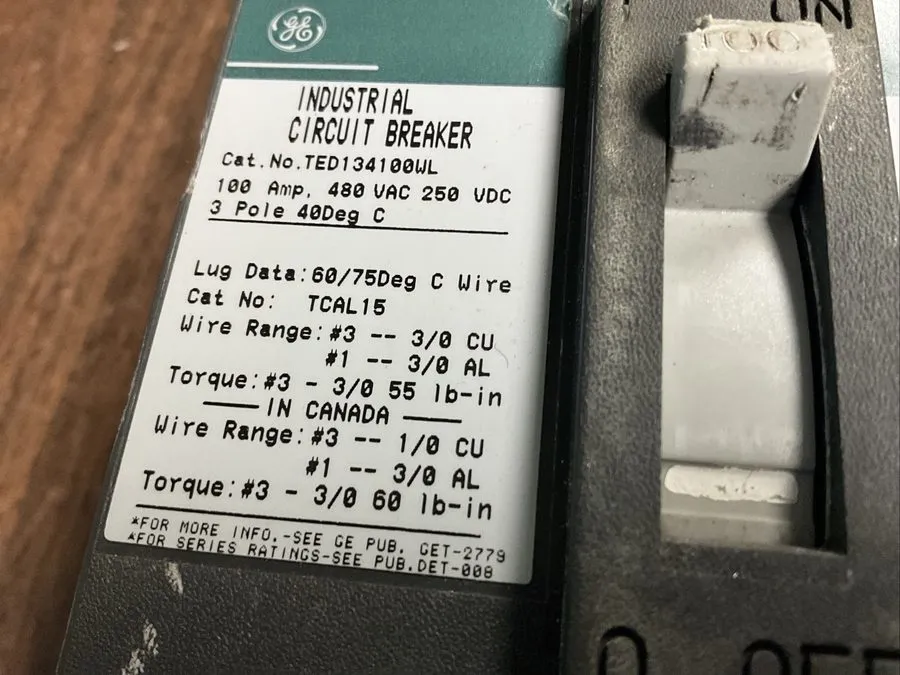 Автоматический выключатель GE TED134100WL 3 pole 100 amp 480v CIRCUIT BREAKER TE