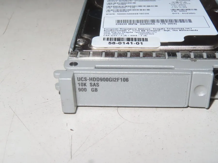 Жёсткий диск UCS-HDD900GI2F106 Cisco 900GB 10K 6Gbps SAS 2.5'' Hard Drive 800-35