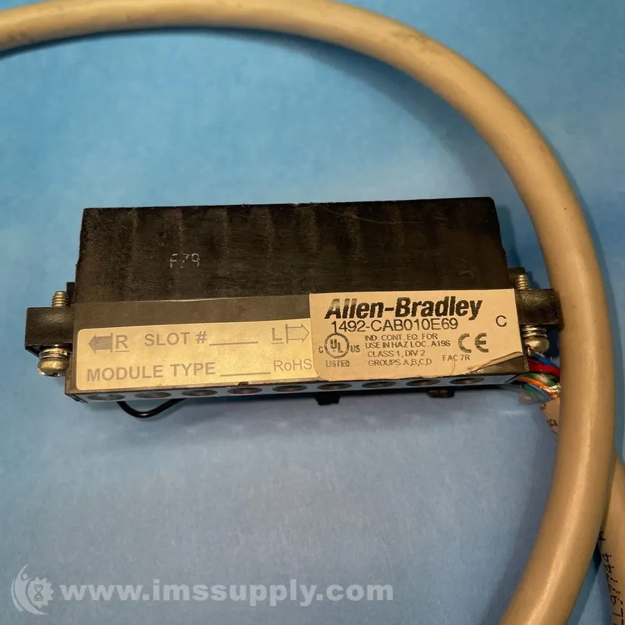 Модуль ввода-вывода Allen Bradley 1492-CAB010E69 Prewired Cable FNIP