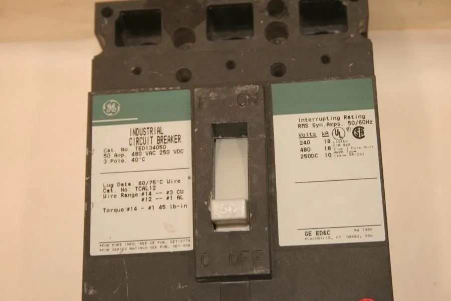 Автоматический выключатель GE TED134050 50A 3-Pole 480V AC E-Frame Circuit Break