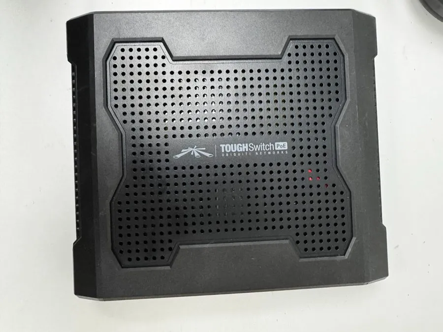 Коммутатор Ubiquiti TS-8-PRO ToughSwitch Pro 8-Port Gigabit PoE Switch 150W Mana
