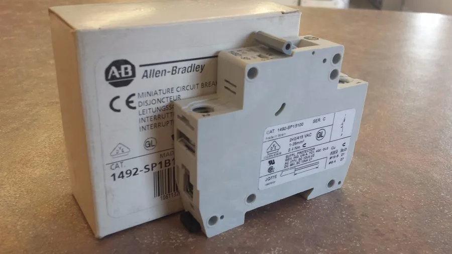Автоматический выключатель Allen Bradley 1492-SP1B100 Allen Bradley Series C