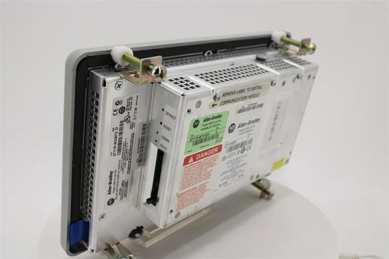 Панель оператора Allen-Bradley 2711P-B7C4D1 PanelView Plus 700 HMI 6.5" Color 24 — фото лота 4