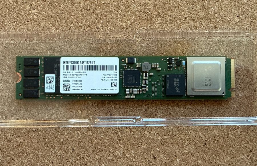 SSD-накопитель Intel DC P4511 Series 1TB SSD M.2 NVMe PCIe Solid State Drive SSD — фото лота 1