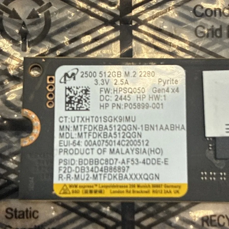 SSD-накопитель Micron 2500 512GB NVMe M.2 2280 SSD PCIe Gen 4x4 MTFDKBA512QGN SN