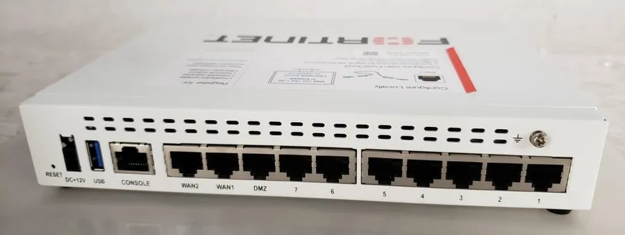 Межсетевой экран Fortinet FG-61E Firewall Network Security Appliance No Charger