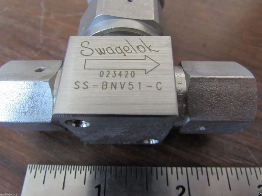 Клапан Swagelok Pneumatically Actuated Valve 316 Stainless Steel SS-BNV51-C High