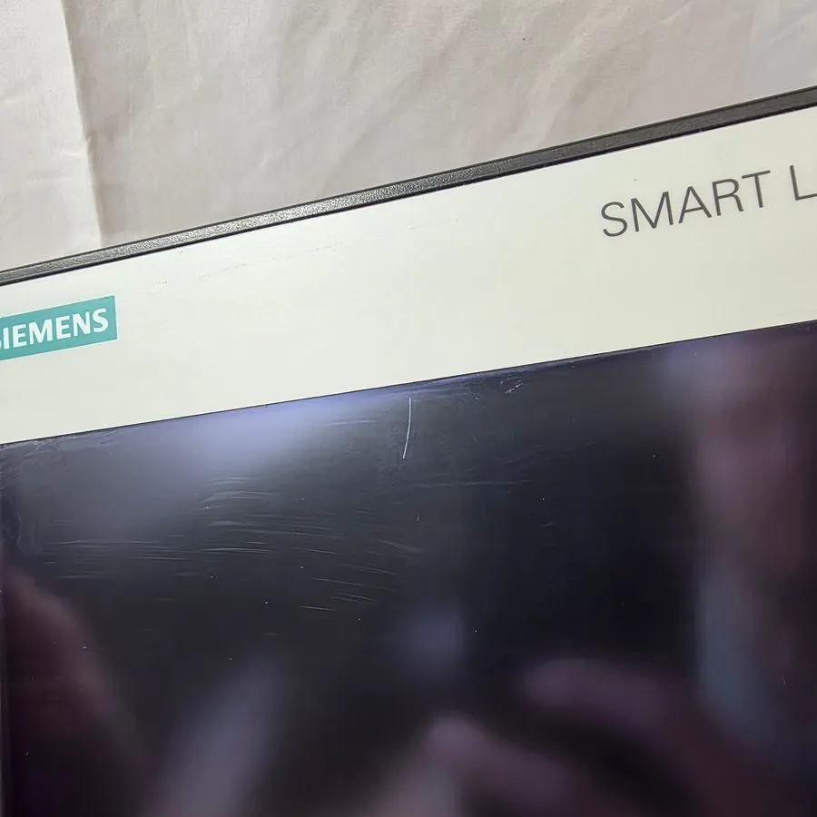 Панель оператора Siemens 6AV6648-0CC11-3AX0 HMI Smart Panel Industrial — фото лота 1