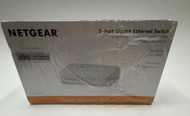 Коммутатор NETGEAR (GS205100PAS) 5 Port Gigabit Ethernet Switch