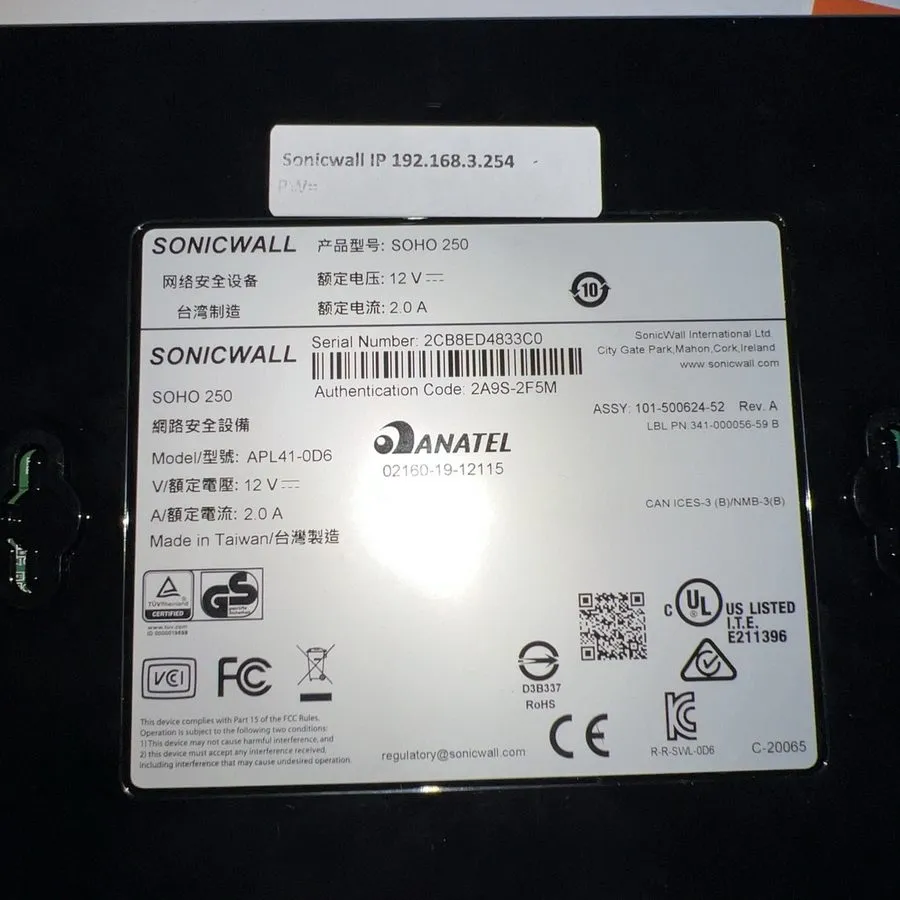 Межсетевой экран SonicWall SOHO 250 Internet Appliance 02-SSC-0938 — фото лота 2
