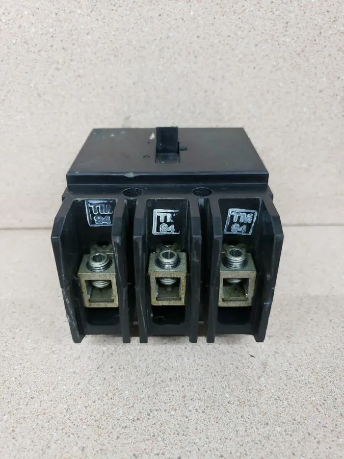 Автоматический выключатель Eaton GHB3050 THERMAL CIRCUIT BREAKER 50A, 3-Phases, 
