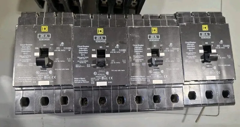 Автоматический выключатель SQUARE D EDB34020, 3P, 20A, 480V, BOLT-ON CIRCUIT BRE