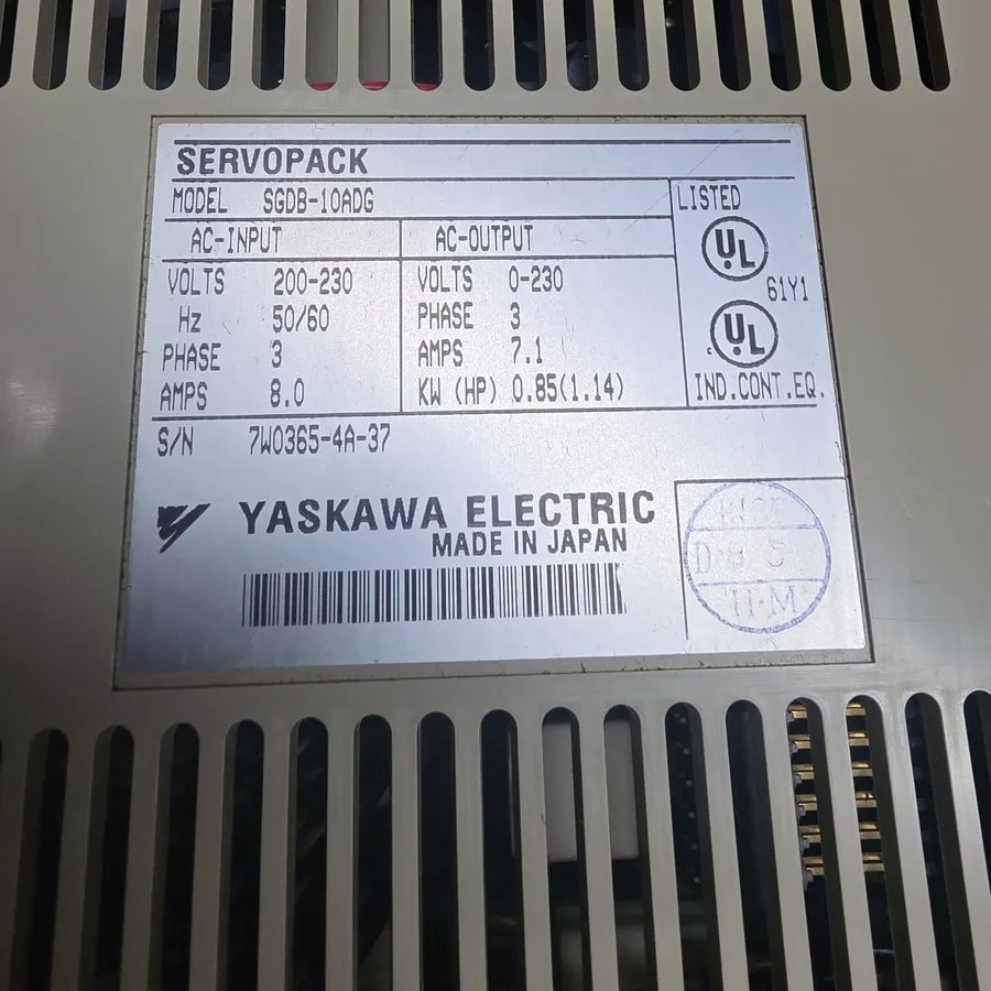 Сервопривод YASKAWA SGDB-10ADG servopack 0.85kw 1.14hp