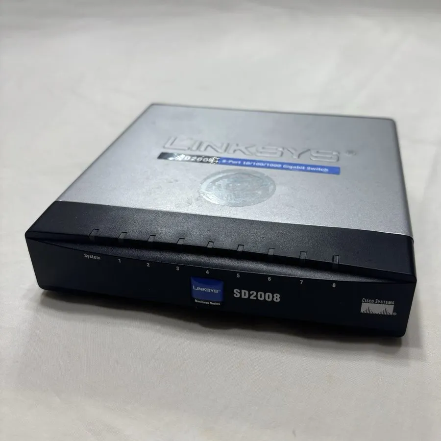 Коммутатор Cisco 8 Port 10/100/1000 Gigabit Ethernet Switch SD2008
