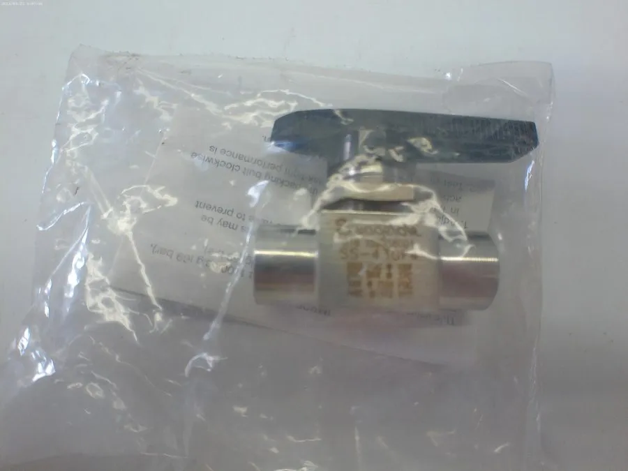 Клапан Swagelok SS-43GF4 Ball Valve 1/4"