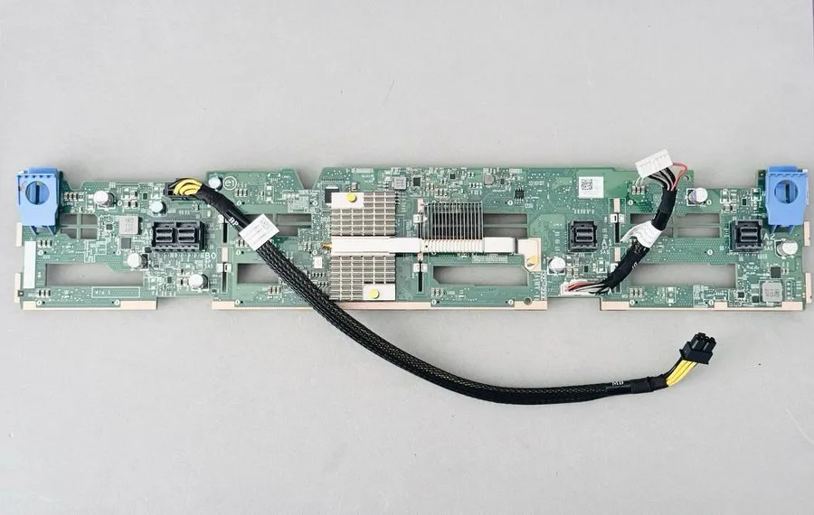 Бэкплейн Dell Backplane 0RDRTM 12x 3.5" SAS SATA Hard Disk Board