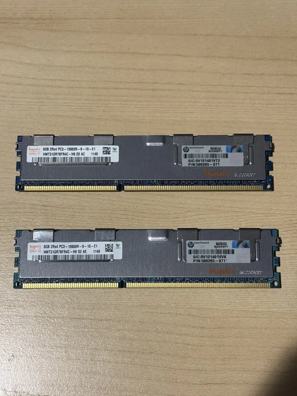 Модуль памяти LOT 10 Hynix 8GB PC3 10600R DDR3 2RX4 Server RAM (HMT31GR7BFR4C-H9