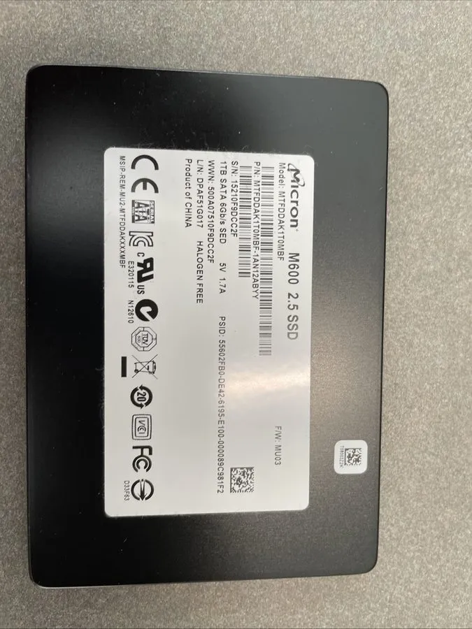 SSD-накопитель Micron M600 1TB SSD SATA 6Gb/s MTFDDAK1T0MBF 2.5" GRADE A, AND WI