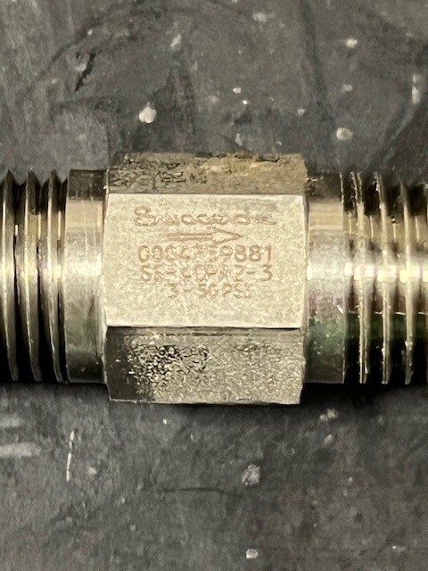 Клапан Swagelok SS-4CPA2-3 Stainless Steel 1-Piece Poppet Check Valve FNSP