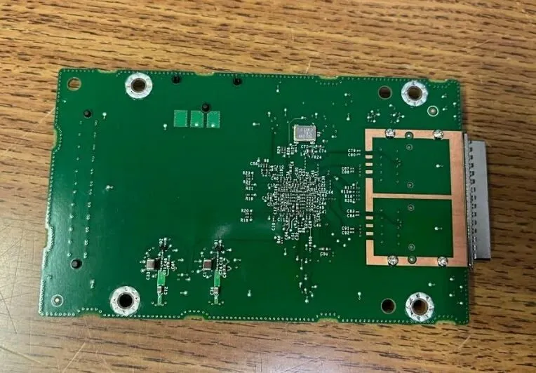 Преобразователь сигнала HP StorageWorks 1U 6Gbps SAS Signal Conditioner Board P/