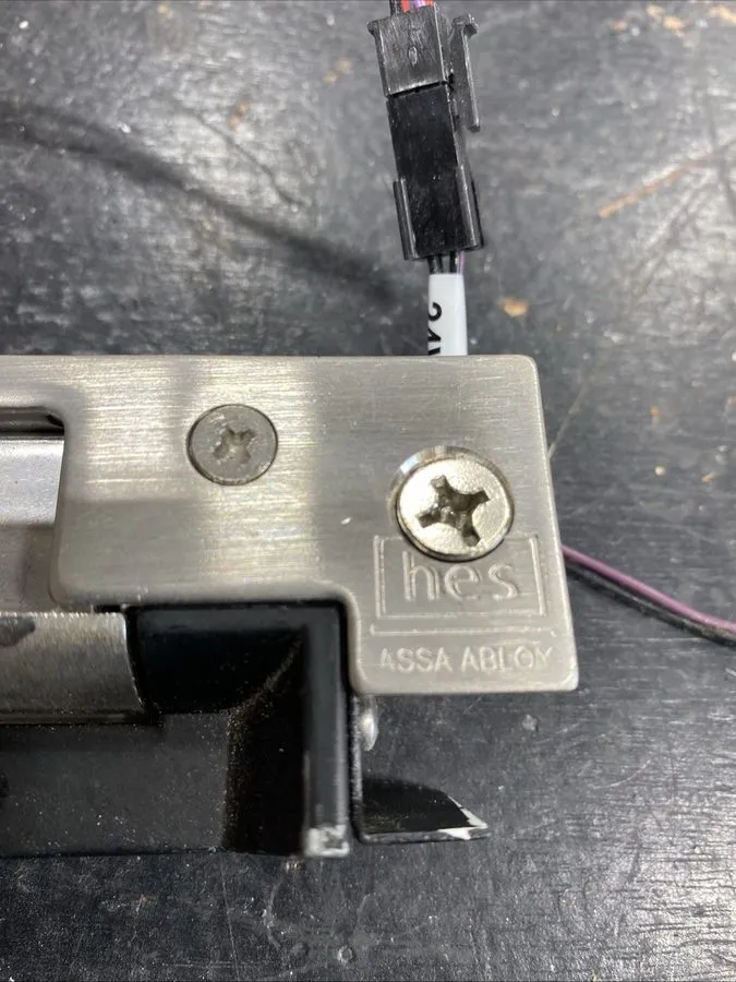 Оборудование видеонаблюдения 5000C-12/24D-630 Assa Abloy HES Electric Strike Com