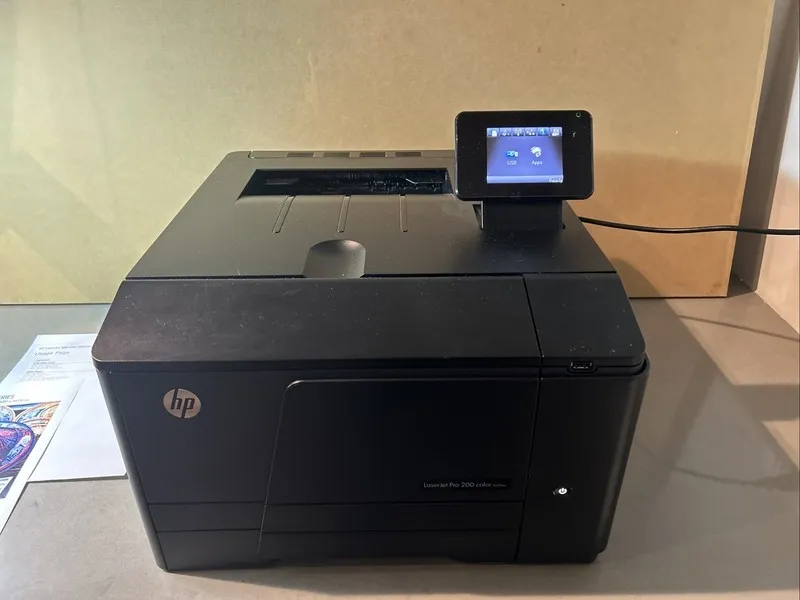 Лазерный принтер HP Color Laserjet Pro 200 M251nw Wireless Laser Printer CF147A